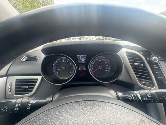 Hyundai i30, 1.6 GDI Bezin 88 KW Ojeté, 10/2016 - 14