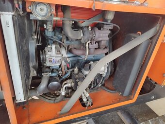 Profi - mobilný štepkovač Timberwolf TW190. - 14