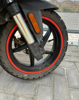 Aprilia SR 50 R, rok 2011 skůtr - 14