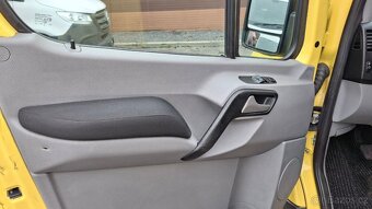 Volkswagen Crafter 2.0TDI Bus 9.miestne - 14