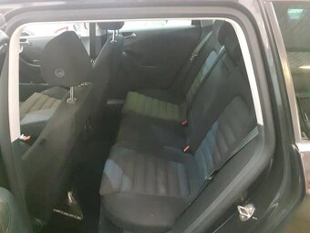 VW Passat kombi 2.0tdi 125kw R-LINE 2009 - 14