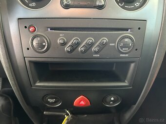 Renault Mégane 2006 1.9 DCi,KLIMATIZACE,SERVISKA - 14