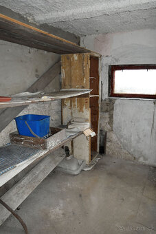 Kramolna - Lhoty - prodej chaty s pozemkem 376 m2 - 14