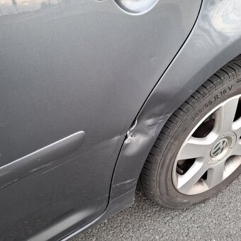 Prodám Volkswagen TOURAN 1.9 TDI 5 míst - 14