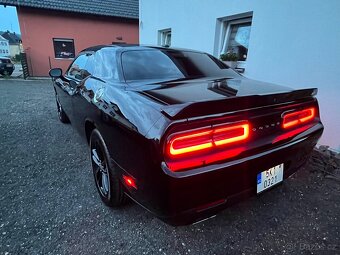 DODGE CHALLENGER 4x4 v6 225kw - 14