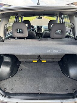 Toyota RAV4 2.0 D-4D 85kw - 14