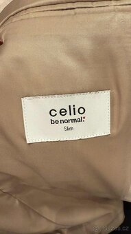 Krásný béžový oblek značky Celio - 14