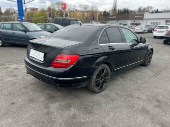 Mercedes Benz C - 14
