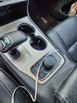 Jeep grand Cherokee wk2 Overland 3.0d - 14
