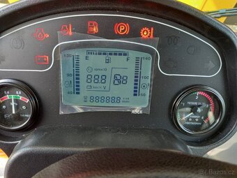 Čelní nakladač ZL16,ovládání joystik - 14
