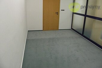 Pronájem kanceláře 161 m² - 14