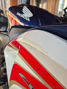 Honda CBR 250R (2011) - 14