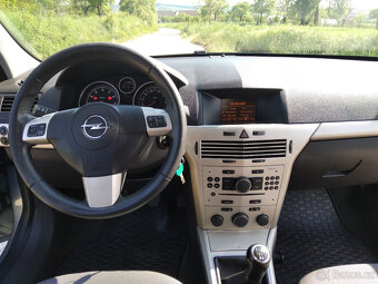 Opel Astra - 14