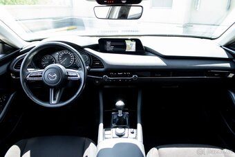 Mazda 3 Sedan/ Adaptívny tempomat/ Vyhrievané sedadlá - 14