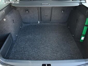 Škoda Octavia Combi 1.6TDi DSG 85KW NAVI 98.000KM - 14
