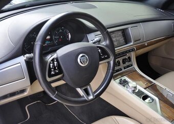 Jaguar XF 2.2 I4D SPORTBRAKE - 14