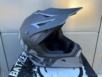Helma Motokros RAVEN Sport 2024 L - 14