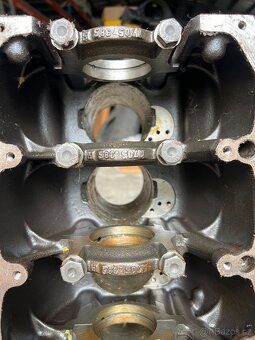 BMW E36 M3 S50B30 blok motoru 1316934 - 14