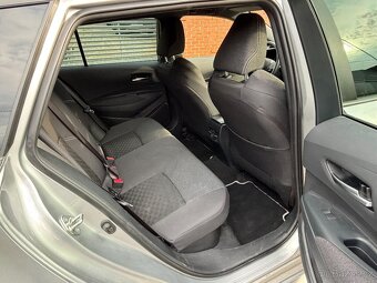 Corolla, 1.8Hybrid E-Cvt Comfort Sports,ČR,DPH - 14