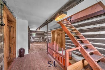 Historický rodinný dům s charakterem chalupy z 18. století – - 14