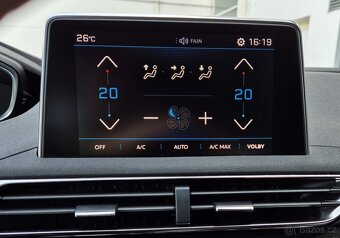 PEUGEOT 5008 96KW AUTOMAT TAŽNÉ ZAŘ. 7 MÍST SERVIS PEUGEOT - 14