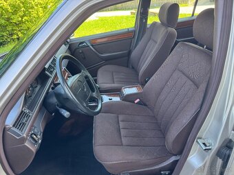 Mercedes 300d W124, 1- majitel, 100 KW - 14