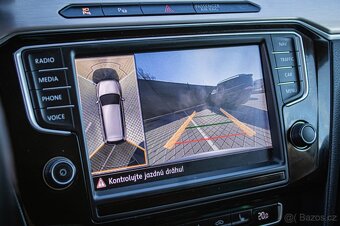 Volkswagen Passat Variant 2.0 BiTDI Highline 4Motion DSG - 14