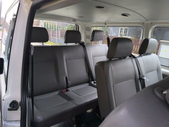 VW TRANSPORTER CARAVELLE 2,5 TDi LONG-9-míst - 14