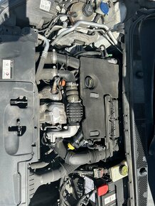 Peugeot 308 1.6hdi 68kw 236Tkm r.v.2014 top stav serviska - 14