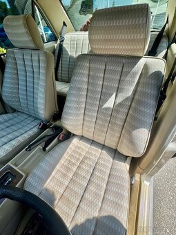 Mercedes-Benz 190e 2.3 8v Švýcarská verze - 14
