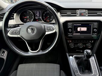 VW Passat 2.0 tdi 110 kw FACELIFT / 2020 / DPH - 14