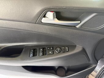 Hyundai Tucson 2.0 CRDi 100 kW 4x4 1.majitel - 14