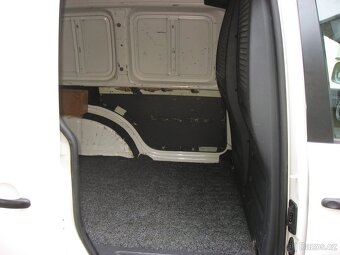 Volkswagen Caddy 1.6TDI 102PS Van - 14