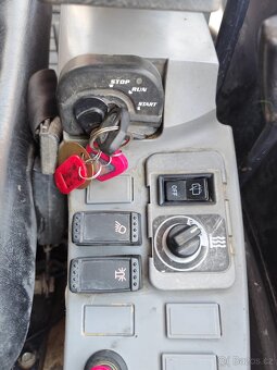 Bagr Kubota, 1600kg. Rok 2015. Rozsirovaci. - 14