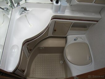 Prodám karavan Hobby 495 UL,r.v.2008 + mover + předstan. - 14