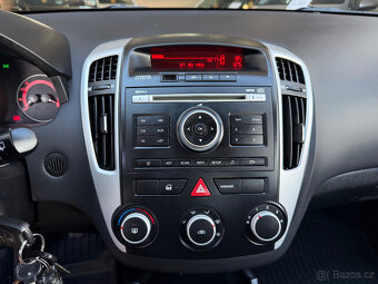 Kia Ceed 1.4i 1maj,CZ,po servisu,2x kola - 14