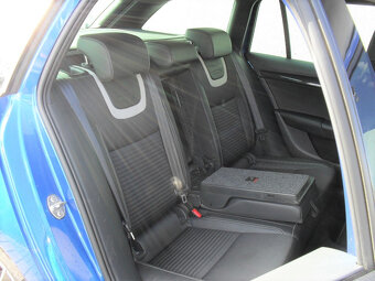 Škoda Octavia III 2.0 TSI RS DSG Raceblau 329.999Kč - 14