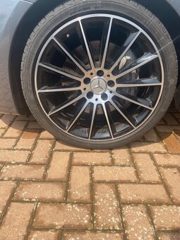 Mercedes-Benz  E43 AMG - po servisu  112000 km  Vzduch - 14