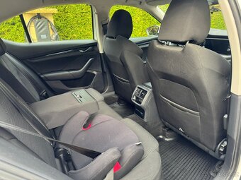 Škoda Octavia 4  2.0 TDI 85 kW , 1/2024 - 14