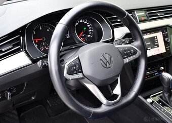 Volkswagen Passat 2,0 TDI ELEGANCE NAVI ACC - 14
