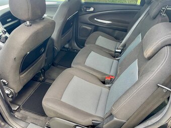 SLEVA Ford Galaxy Benzin 118 kW • 7 míst • TOP stav • 2012 - 14