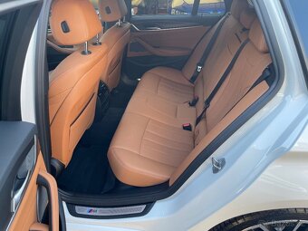 Prodám BMW 530D XDRIVE M PAKET head-up - 14