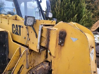 CATERPILLAR TH 330 B 4X4 - 14