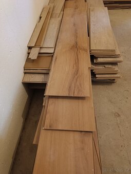 Krásná laminátová podlaha (více než 13 m2) - 14