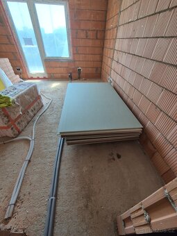 Nošení stavebního materiálu - 14