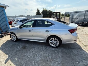 Škoda octavia 2.0TDi style 2022 29Tkm airbagy ok - 14