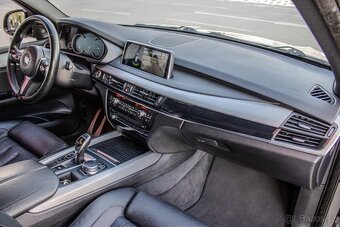 BMW X5 x Drive40d A/T - 14