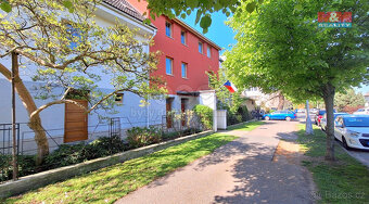Prodej bytu 1+kk, 30 m², Hradec Králové, ul. Na Hrázce - 14