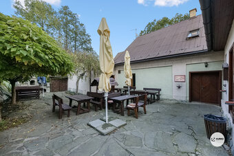 Penzion s restaurací v obci Guty s pozemkem 3170 m2 - 14