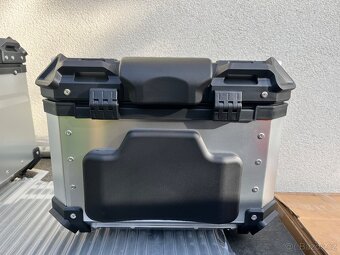 Alu kufry 2x boční a Topcase - 14
